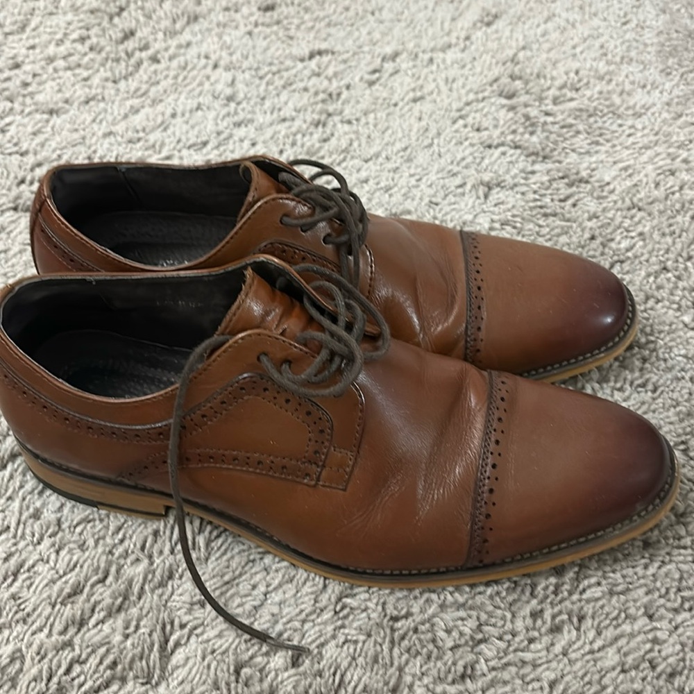 Men’s Stacy Adam’s dress shoes